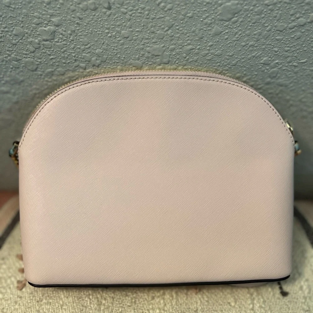 Michael Kors Dome Crossbody Bag in Powder Pink with Gold Logo and Hardware -EUC